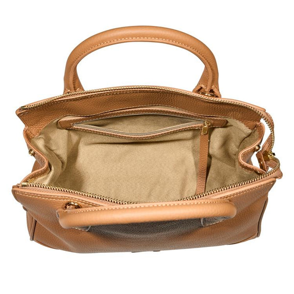 NAT - 0519 LITTLE NAOMIE