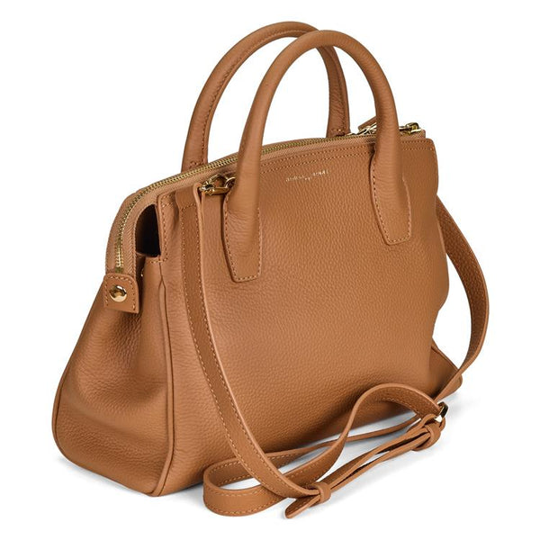 NAT - 0519 LITTLE NAOMIE