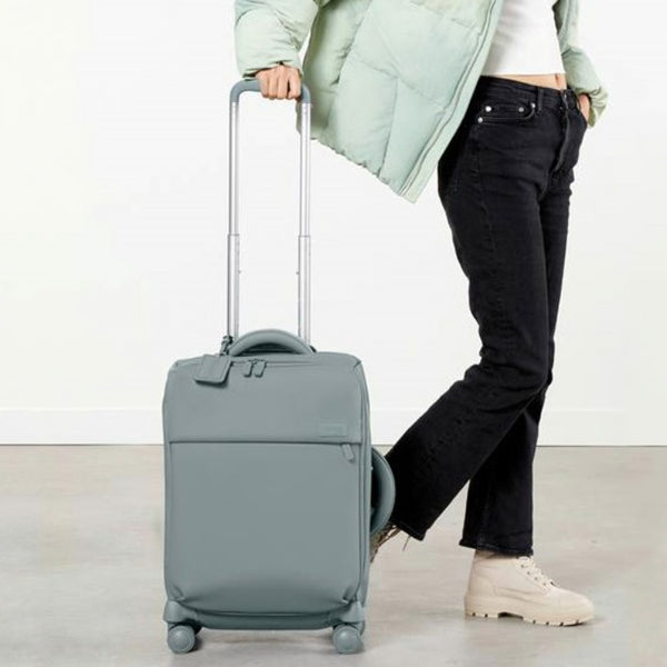 LOST IN BERLIN - spinner 55cm