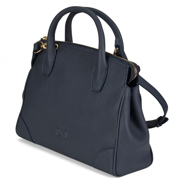 NAT - 0519 LITTLE NAOMIE