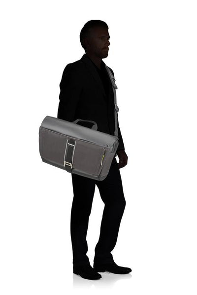 2WM - messenger M 15.6"