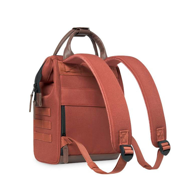 CAB - ADVENTURER S SAN CRISTOBAL