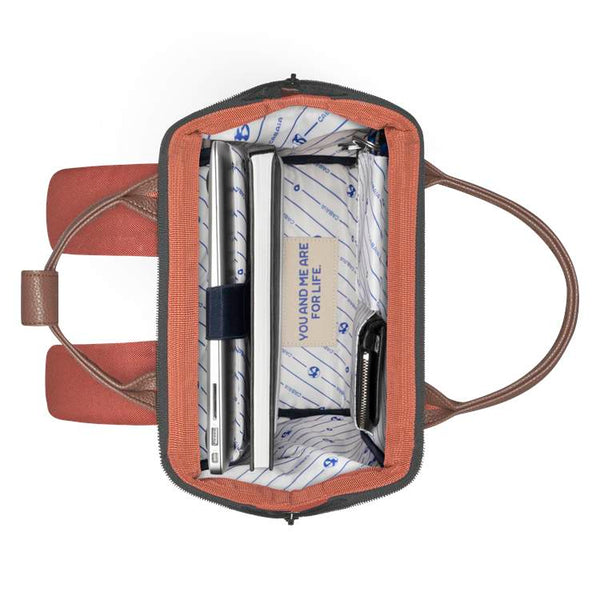 CAB - ADVENTURER S SAN CRISTOBAL